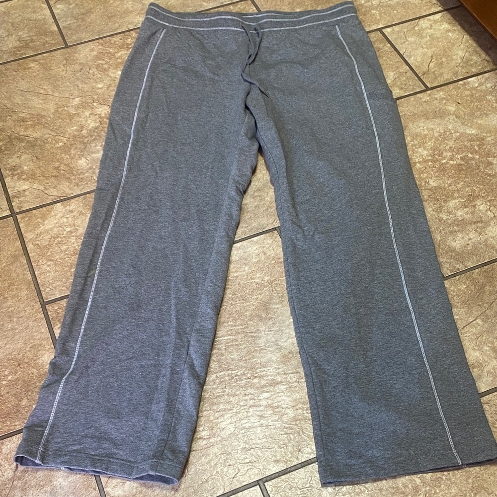 Cascade Sport Gray XL Wide Leg Lounge Pants with White Trim Fall Athleisure